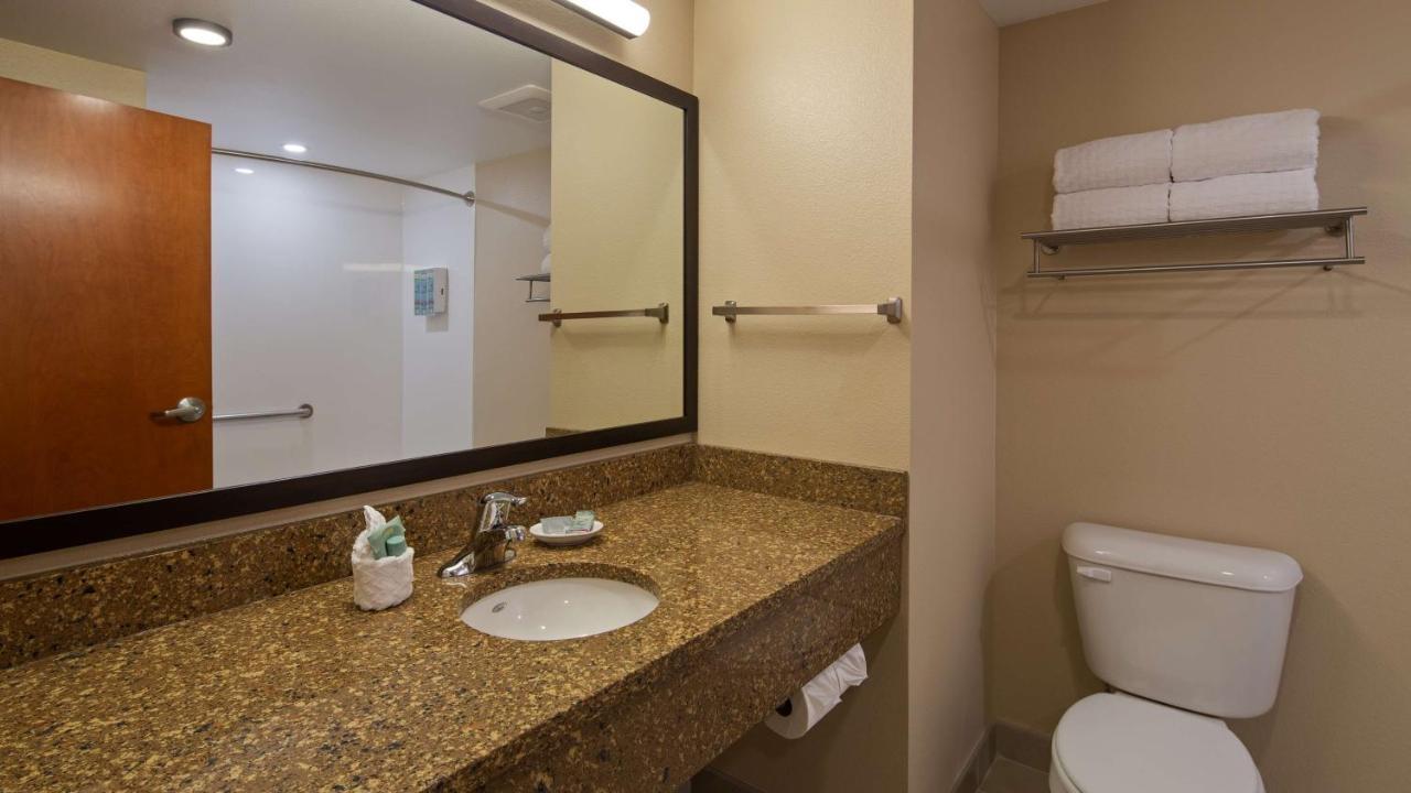 Best Western Bronco Inn Ritzville Esterno foto
