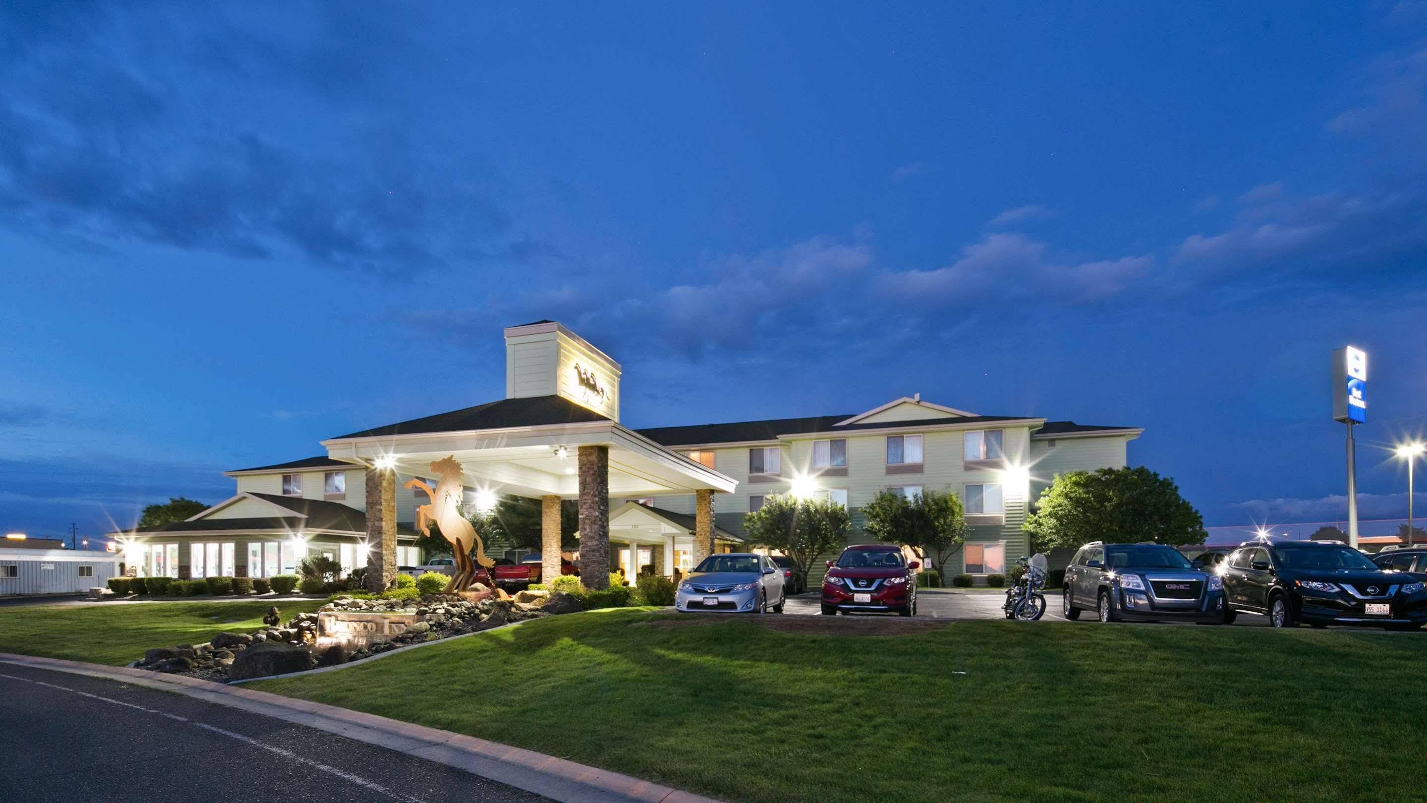Best Western Bronco Inn Ritzville Esterno foto