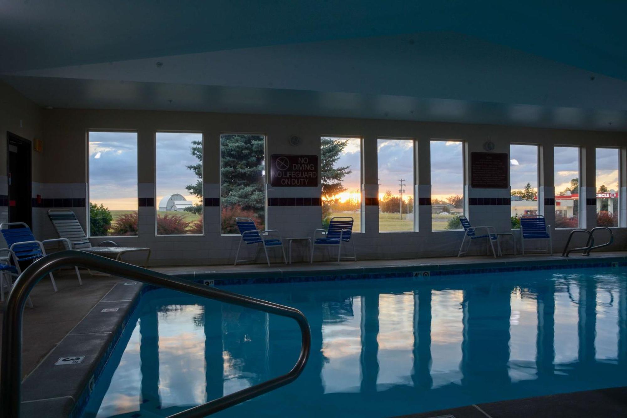 Best Western Bronco Inn Ritzville Esterno foto
